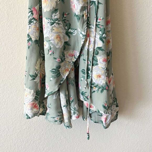 Privacy Please Floral Off Shoulder Wrap Dress - Picture 7 of 11